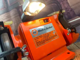 7912 BLACK DECKER Bench Grinder Cat #2 7912 BLACK DECKER Bench Grinder Cat #2