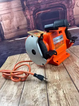7912 BLACK DECKER Bench Grinder Cat #3 7912 BLACK DECKER Bench Grinder Cat #3