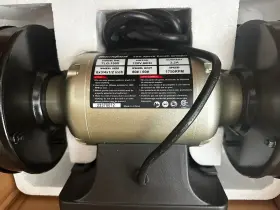 TLG-150S BUCKTOOL Wobble Bench Grinder TLG-150S BUCKTOOL Wobble Bench Grinder