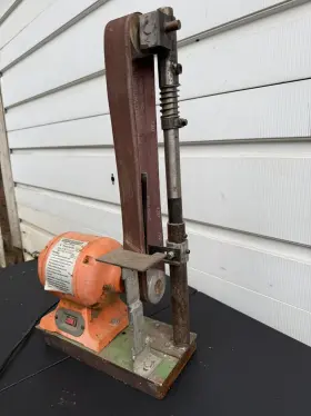 39798 CENTRAL MACHINERY Bench Grinder #3