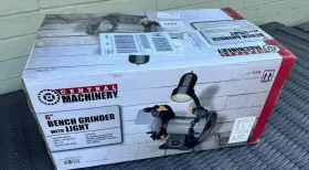 61748 CENTRAN MACHINERY Bench Grinder Light #2 61748 CENTRAN MACHINERY Bench Grinder Light #2