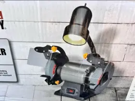 61748 CENTRAN MACHINERY Bench Grinder Light 61748 CENTRAN MACHINERY Bench Grinder Light