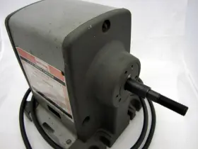 397.19391 CRAFTSMAN Block Bench Grinder Body Motor #3