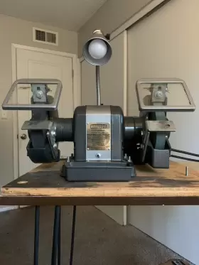 397.19590 CRAFTSMAN Bench Grinder Looks