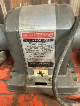 397.19591 CRAFTSMAN Ball Bearing Bench Grinder Crown #3