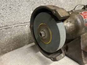 1Z607 DAYTON Bench Grinder Chicago #3 1Z607 DAYTON Bench Grinder Chicago #3