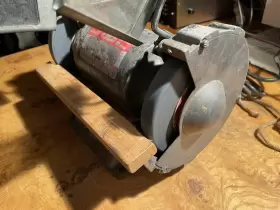4Z123A DAYTON Bench Grinder #2 4Z123A DAYTON Bench Grinder #2