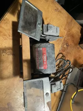 4Z123A DAYTON Bench Grinder 4Z123A DAYTON Bench Grinder