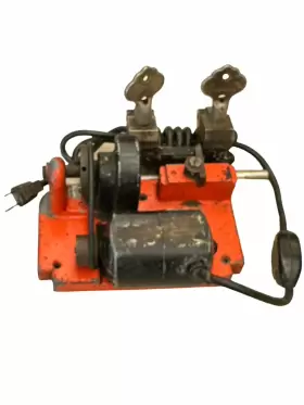 9M190 DAYTON Electric Key Duplicator Cutter #2