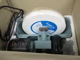 069554237003 DELTA Bench Grinder