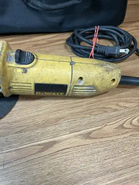 DW400 DEWALT Grinders #3 DW400 DEWALT Grinders #3