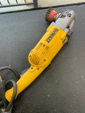 D28497 DEWALT Grinders #2