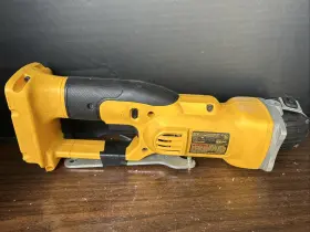 DC413 DEWALT Cordless