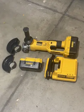 DC415 DEWALT Volt Grinder Cordless Kit DC415 DEWALT Volt Grinder Cordless Kit