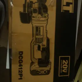 DCG412P1 DEWALT Grinder Battery Kit #2