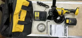 DCG418X1 DEWALT Flexvolt Angle Grinder Kickback Brake