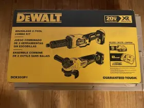 DCK203P1 DEWALT Xr Paddle Switch Angle Grinder Die Kit DCK203P1 DEWALT Xr Paddle Switch Angle Grinder Die Kit