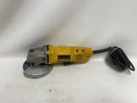 DWE304 DEWALT Angle Grinder DWE304 DEWALT Angle Grinder