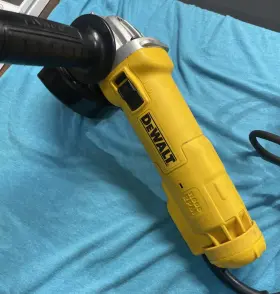 DWE4214 DEWALT Angle Grinder DWE4214 DEWALT Angle Grinder