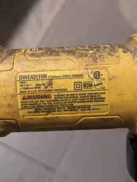 DWE43115N DEWALT Angle Grinder