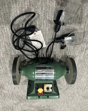 15-650M1 GENERAL Bench Grinder Electric Dual Grinding Wheels 15-650M1 GENERAL Bench Grinder Electric Dual Grinding Wheels