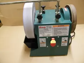 T10010 GRIZZLY Slow Grinder #2
