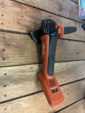 AG600 HILTI Ag Cordless Angle Grinder Kit #3 AG600 HILTI Ag Cordless Angle Grinder Kit #3