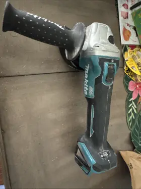 DGA504Z MAKITA Dga Giri Batteria Kg Motore Senza DGA504Z MAKITA Dga Giri Batteria Kg Motore Senza