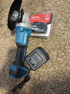 GA504DZN MAKITA Grinder Cargador Bater Kit GA504DZN MAKITA Grinder Cargador Bater Kit