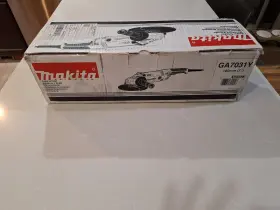 GA7031Y MAKITA Angle Grinder #2