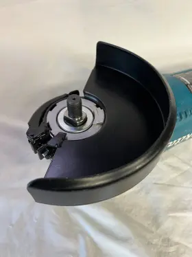 GA7040S MAKITA Angle Grinder Nut Amp #2