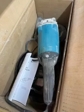 GA9060RX3 MAKITA Concrete Planer Dust Extraction Shroud #3