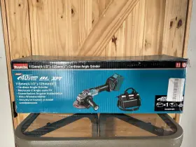 GAG06M1 MAKITA Xgt Paddle Switch Angle Grinder Kit #2 GAG06M1 MAKITA Xgt Paddle Switch Angle Grinder Kit #2
