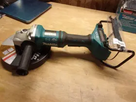 XAG13 MAKITA Angle Grinder Tool