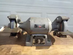 2530-01 MILLERS FALLS Bench Grinder