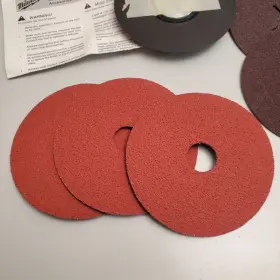 045242186907 MILWAUKEE Disc Grinder Kit #2 045242186907 MILWAUKEE Disc Grinder Kit #2