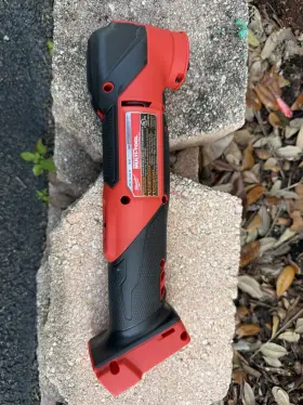 2526-20 MILWAUKEE Fuel Tool Battery Cordless