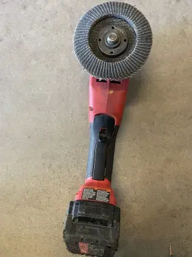 2686-20-48-59-1850 MILWAUKEE Grinder Ion Cordless Battery #2 2686-20-48-59-1850 MILWAUKEE Grinder Ion Cordless Battery #2