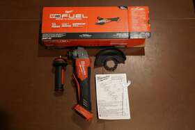 2887-20 MILWAUKEE Flathead Braking Angle Fuel Grinder Tool