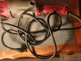6032 MILWAUKEE Electric Disc Sander Grinder Rpm #3 6032 MILWAUKEE Electric Disc Sander Grinder Rpm #3