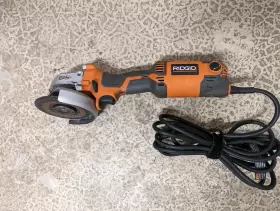 R1005 RIDGID Fuego Slimgrip Angle Grinder R1005 RIDGID Fuego Slimgrip Angle Grinder