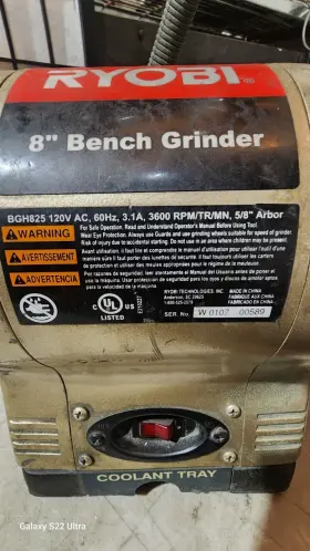 BGH825 RYOBI Grinder Arbor Amp Bench #3 BGH825 RYOBI Grinder Arbor Amp Bench #3