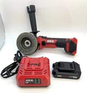 AG290201 SKIL Battery Disc Grinder
