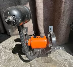 044459427605 WEN Single Bench Grinder Flexible Light #3