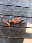 Not Working Ridgid 18v Cordless 4-1/2" Angle Grinder- R86040 Parts Or Repair. Fixed Price $47.00.