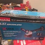 Makita Xag25z Angle Grinder 18v Lxt Lithium Ion Brushless Cordless X Lock 4.5-5. Fixed Price $160.00.