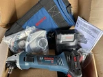 Bosch Gws18v-45b15 4-1/2 18v Angle Grinder Kit 4ah Battery/charger/tool Bag. Fixed Price $239.00.